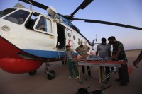 /album/literatura-amp-periodismo/libia-mi-14-lc1417-ambulancia-ras-lanuf-a-bengasi-28-09-2011-jpg/
